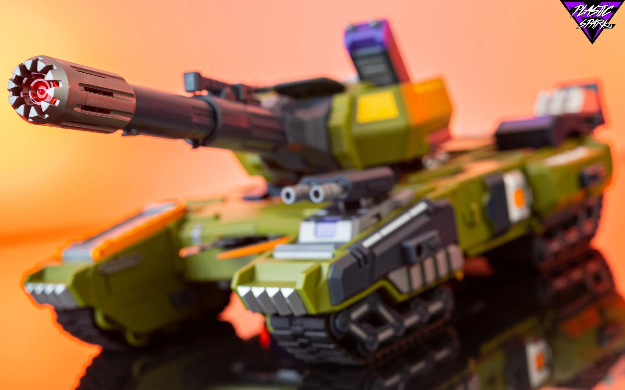 Review - Fans Hobby MB-17 Meg-Tyranno — Plastic Spark Photography